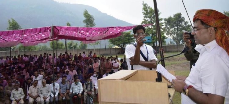 DDC Rajouri Rajesh K Shavan convenes public outreach camps at Khawas, Treru