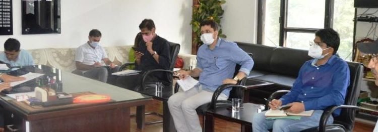 DC Poonch reviews progress on disposal of claims under FRA in the district