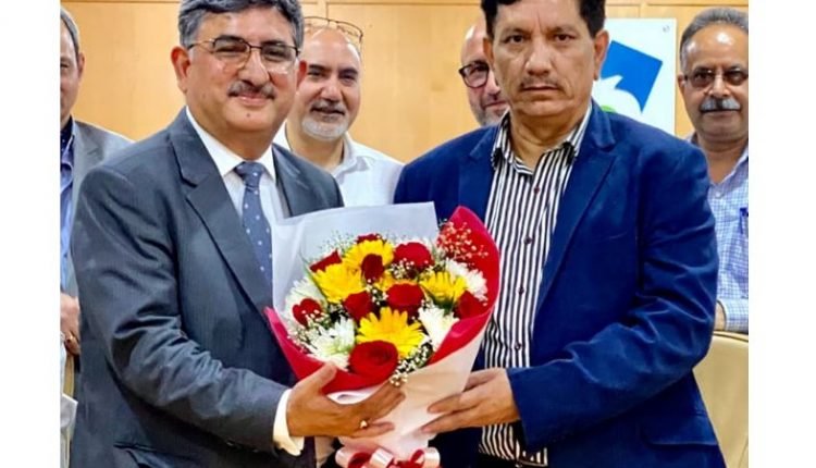 J&K Bank gives a warm send off to its Executive President
