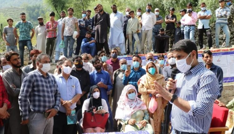 DC Srinagar conducts extensive tour to remote areas of Harwan Block
