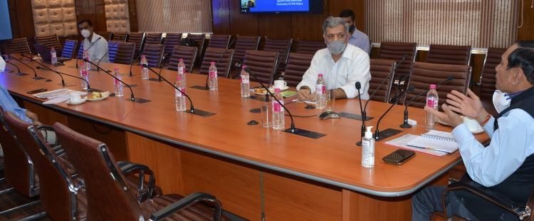 Advisor Bhatnagar reviews functioning, performance of ASH&F Deptts.