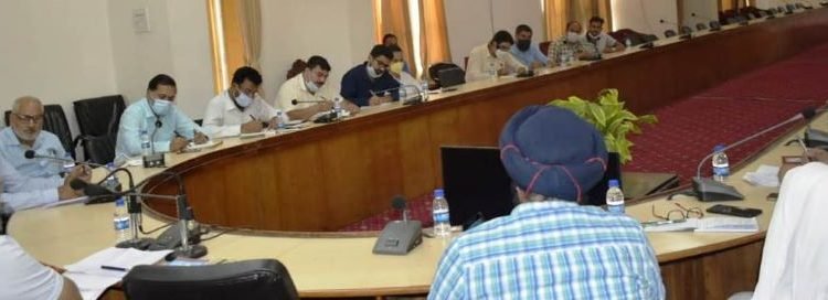 Rajouri admin hosting 5 day trekking expedition to Shakkermarg, 7 lakes in Girgin valley