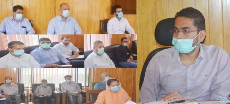 DC Shopian Sachin Kumar Vaishya reviews progress of Covid Vaccination Process