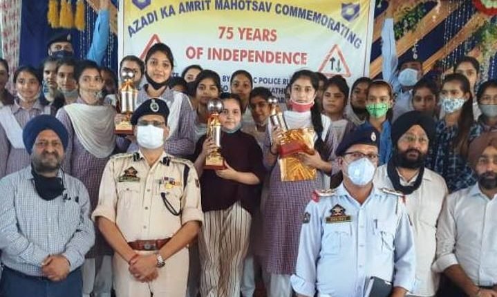 Traffic Deptt Rural Jammu hosts debate competition on “Azadi Ka Amrit  Mahotsav