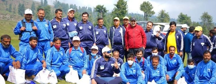 3-day trek to Shankhpal temple concludes ; 'Carry the trash back' initiative launched