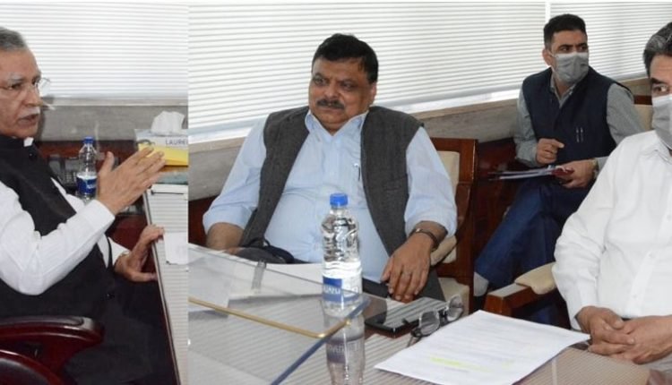 Advisor Farooq Khan reviews preparations for forthcoming Winter Games-2022