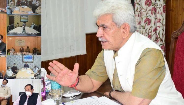 LG Manoj Sinha chairs weekly meetings of Covid Task Force and DCs, SPs