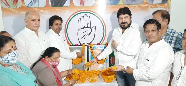 JKPCC pays tributes father of nation Mahatma Gandhi,Lal Bhadur Shastri