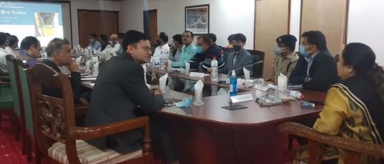 Govt. taking multiple measures for development of Handicrafts, Handloom Sectors: Union MoS Textiles