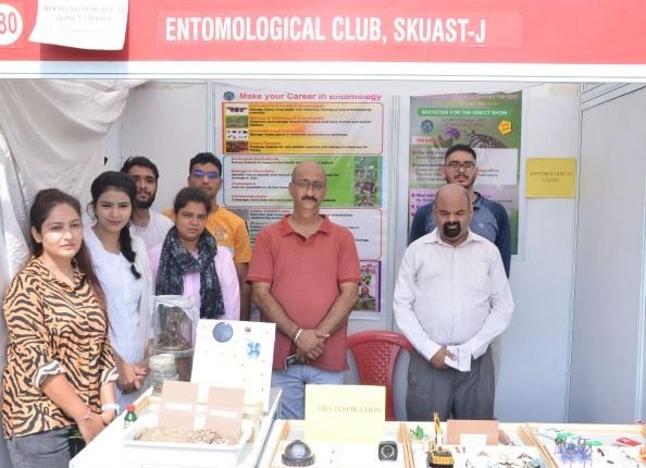 Technological innovations in Entomology displayed at Northern India Regional Agriculture Fair 2021: SKAUST-J