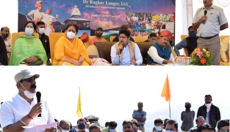 Div Com Jammu listens to people’s issues at Panchari ;pass on-spot directions for redressal of grievances