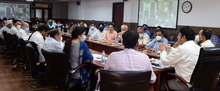 Iconic Week Festival aimed to tap full tourism potential of Jammu region: Div Com