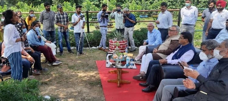 Mushroom Cultivation, a potential entrepreneurship for youth: Advisor Farooq Khan