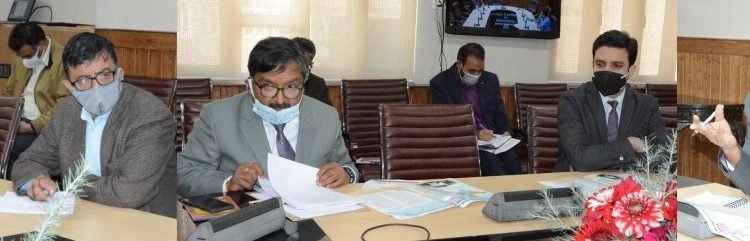 CS reviews functioning of flagship schemes of Health & Medical Education and Social Welfare Departments
