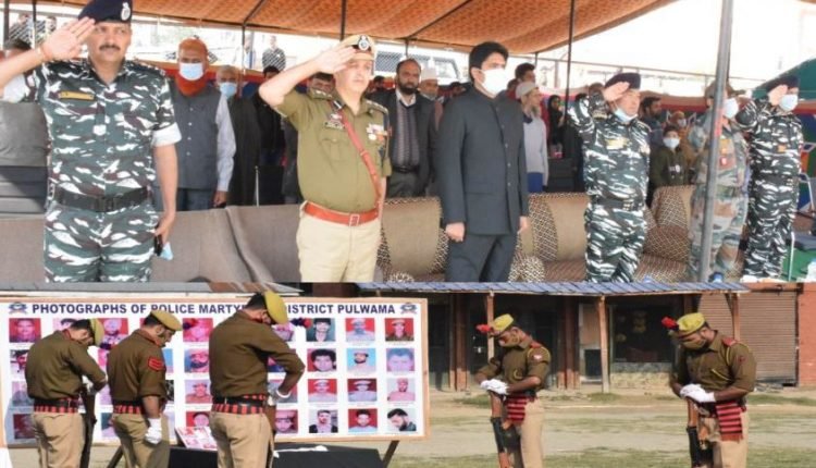 Police Martyrs Day observed at DPL Ganderbal, Pulwama