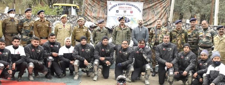 Ramban DC Mussarat Islam flags in ‘India @75 BRO Motorcycle Expedition’