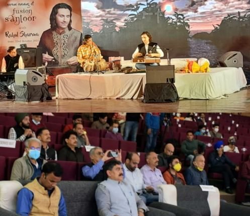 Santoor Maestro Rahul Sharma enthralls audience in Jammu