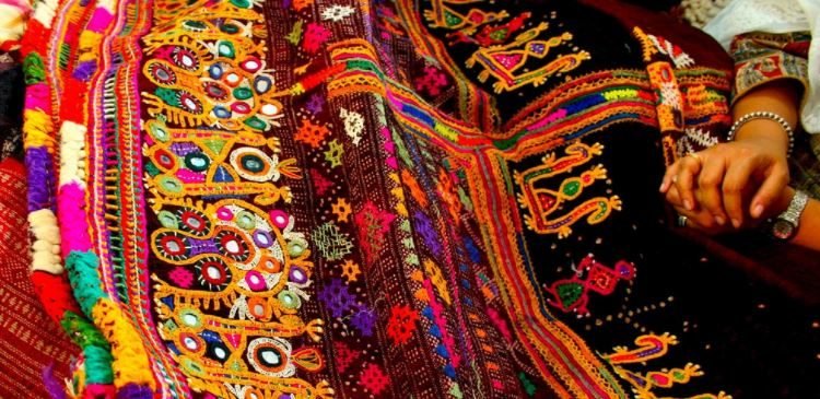 Directorate of Handicrafts & Handloom, Jammu organises Training for online Handloom mark registration