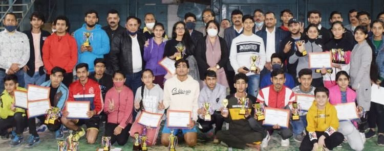 4-Day District Badminton championship concludes at Mini Stadium Udhampur