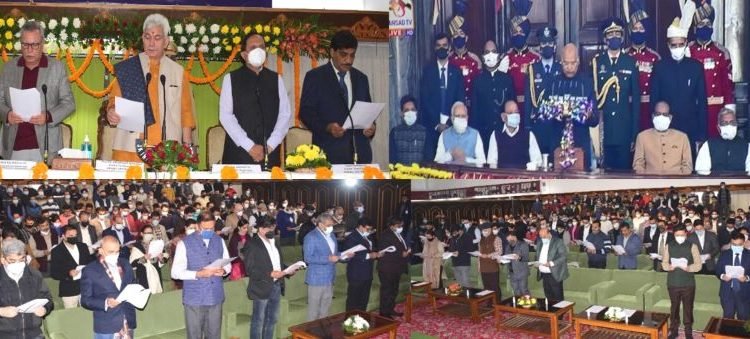 Lt Governor reads the ‘Preamble’ of Constitution along with the Hon'ble President of India via Video Conferencing