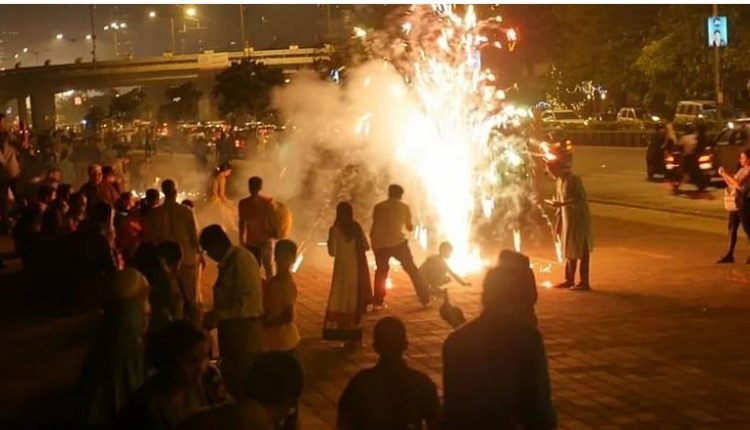 PCC issues directions for sale of only green crackers in Jammu, Srinagar; fixes two hours for bursting