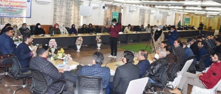 Principal Commissioner IT sets deadline of 31st Dec for grievances disposal of tax payers pending for over 6 months