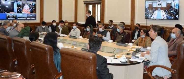 Yasha Mudgal assesses development works, achievements of Cooperatives