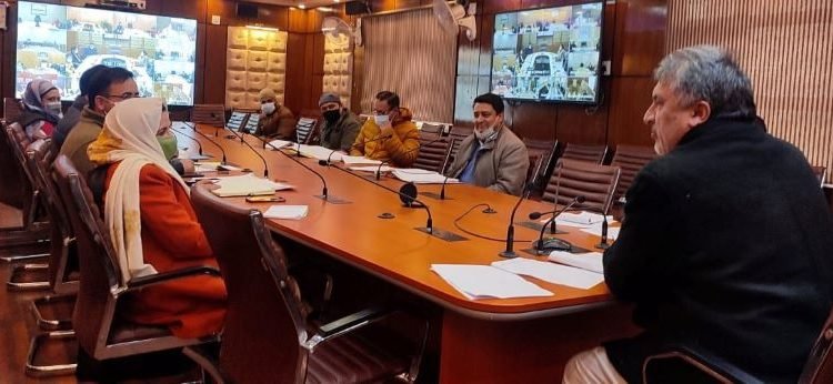 Dr. Samoon reviews functioning of Polytechnics, ITIs