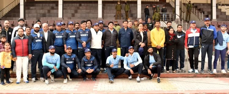 J&K Sports Council organizes T 20 cricket match to mark Christmas Day celebration