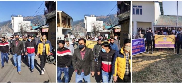 Govt PG College Bhaderwah takes out Cyber Jaagrookta Rally
