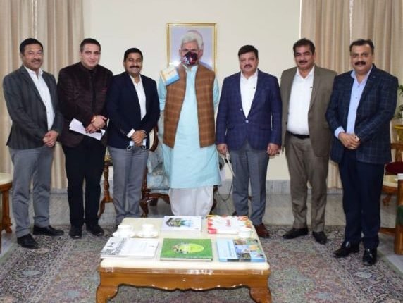 CCI delegation meets LG Sinha, seeks change in Smart City dominion, limit for constructions near defence installations   