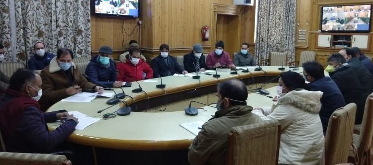 Div Com Kashmir reviews implementation of food quality control measures