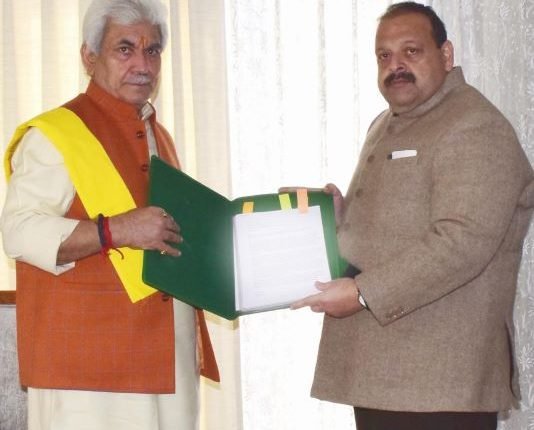 Devender Rana calls on Lt Governor