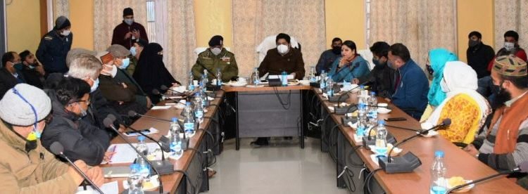 Div Com & ADGP review ongoing works of power projects at Kishtwar