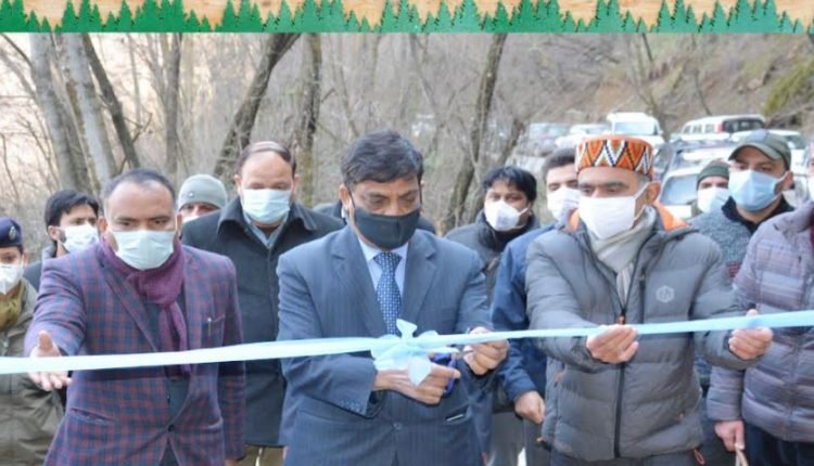 Chief Secretary Dr Arun Kumar Mehta inaugurates Shankaracharya trekking trail