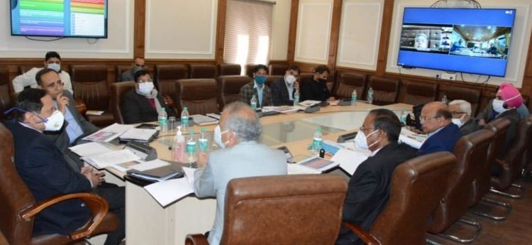 Advisor Bhatnagar reviews roadmap for implementation of National Education Policy-2020 in J&K