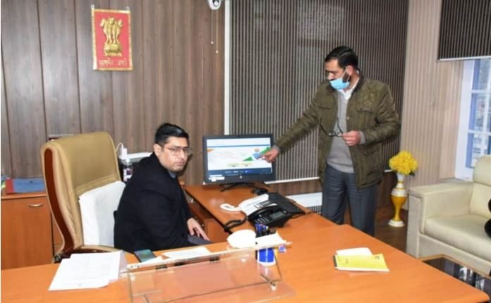 DC Rajouri discusses implementation of agricultural land conversion rules