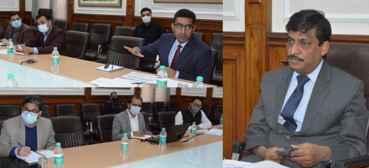 J&K CS reviews Mission Youth : Mission on course to creating 50000 self employment jobs