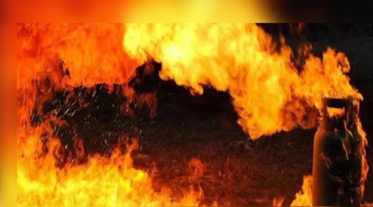 11 Persons injured in gas leak incident at MCCH Anantnag