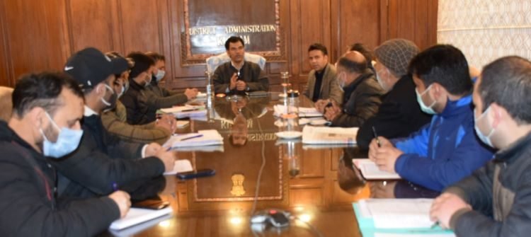 Comm Secy Revenue visits Kulgam, reviews developmental scenario of the district