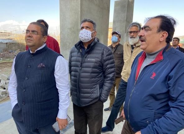 MD JKPCC inspects development works in Baramulla district