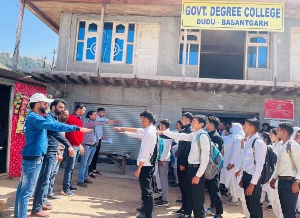 Degree College Dudu Basantgarh organize an Intra College Quiz competition on the eve of “Shaheedi Diwas