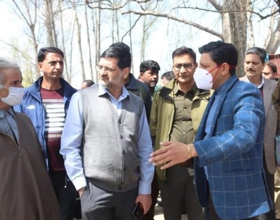 Sanjeev Verma visits Hokersar, Narkara Wetlands