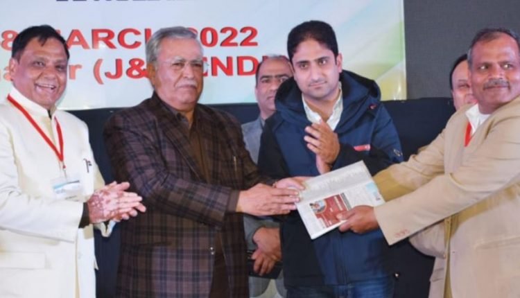 Advisor Farooq Khan addresses 20th annual Greentech Safety India Summit, Awards 2021 at SKICC