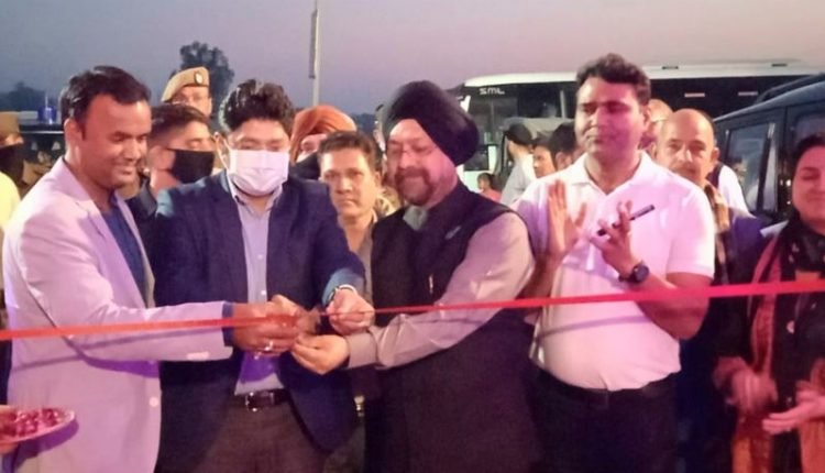 Div Com inaugurates two day Garden festival at Bagh-e-Bhour Jammu
