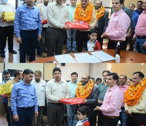 Warm send off accorded to retirees of Div Com office