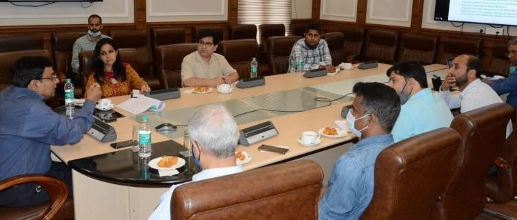 Create a common platform for availing all Government Services within a month: Dwivedi to Officers