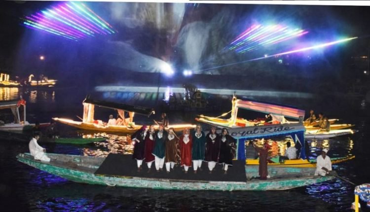 Tourism Deptt. showcases 75 offbeat destinations during  water screen presentation at Dal