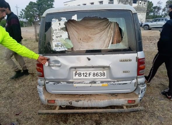 8 Bovines rescued, 2 vehicles seized by District Police Samba