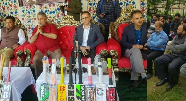 Pr. Secy SDD inaugurates Bat Crafting Course at CFC Sethar